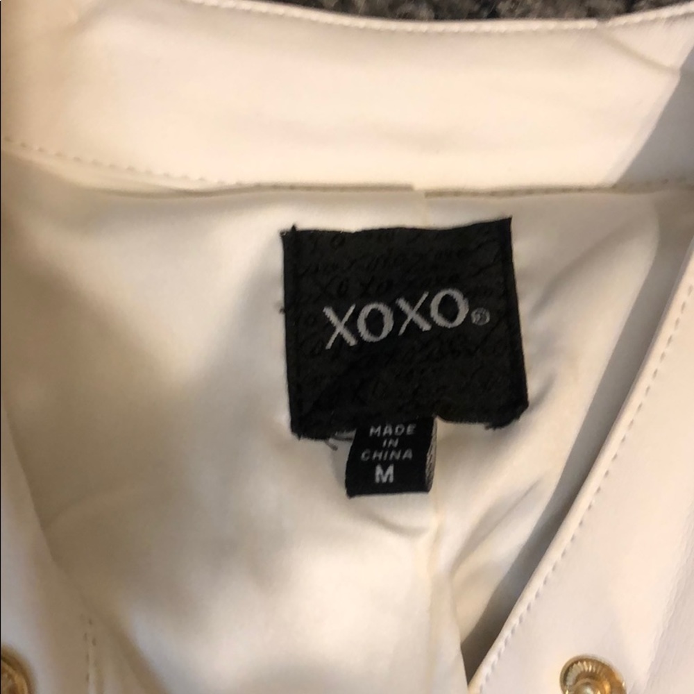 White jacket - Picture 2 of 4